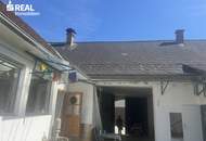 sREAL- LANDLEBEN MIT CHARAKTER - Historisches Bauernhaus mit Scheune, Backstube, Pool und 1.296 m² Grund