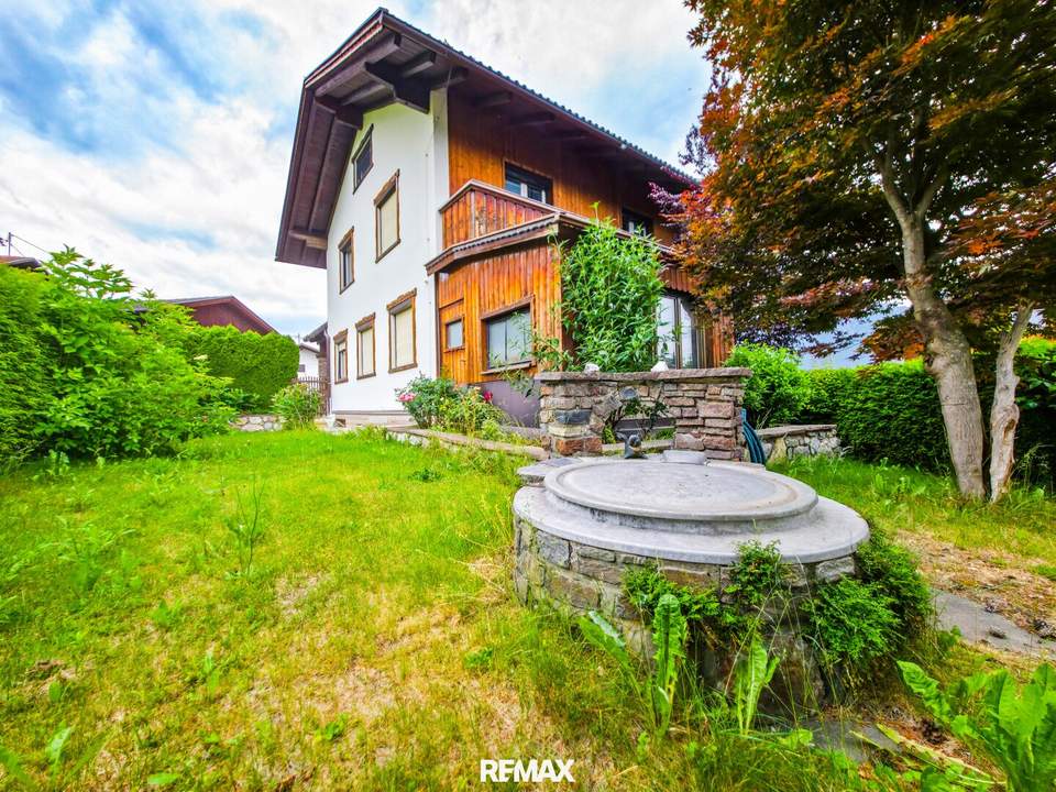 Großzügiges Einfamilienhaus mit vielseitigen Nutzungsmöglichkeiten in sonniger Lage von Oberperfuss!