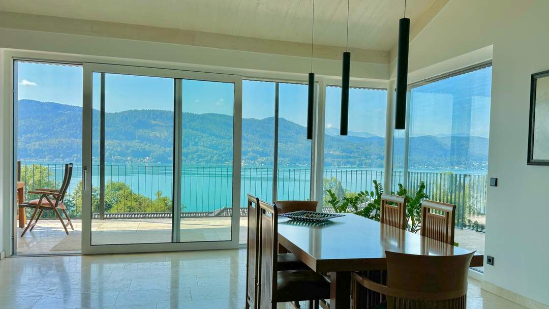 Wörthersee-Nordufer: DREAM VIEW Penthouse - sensationelle Aussicht, 2XL Garagen, Sauna, Pool