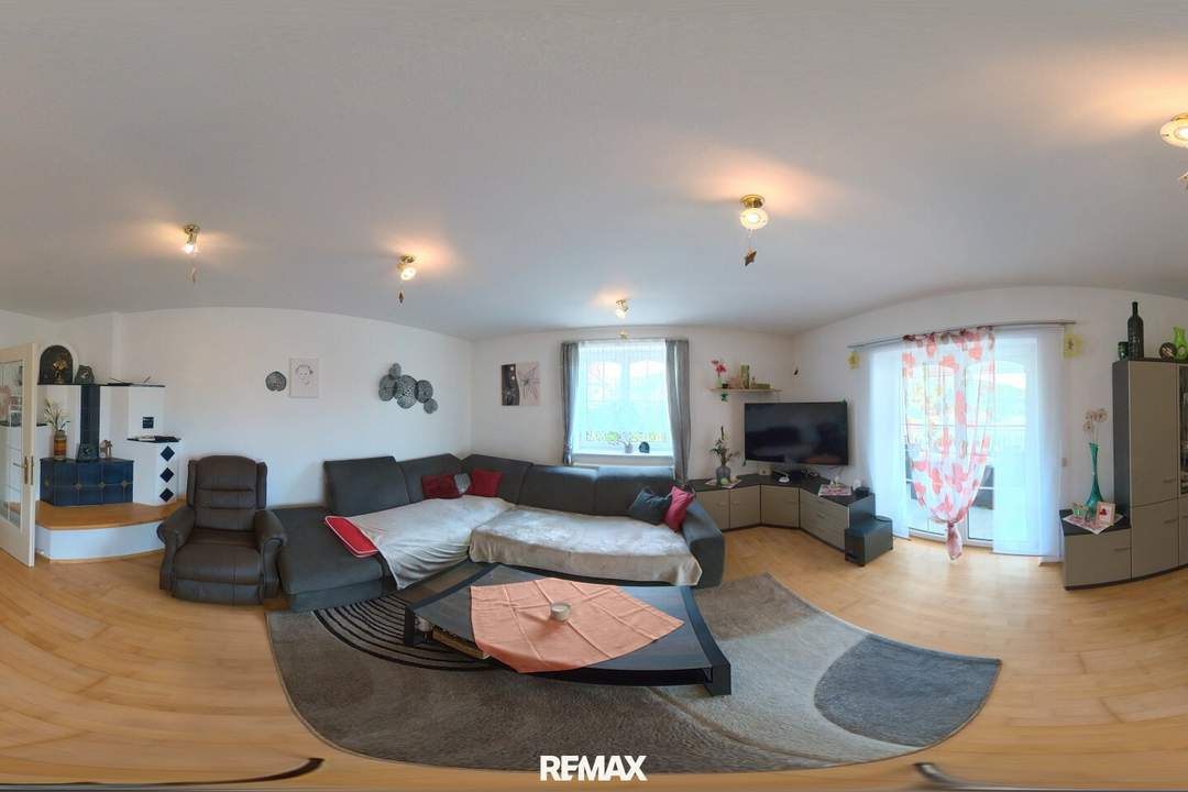 Modernes Einfamilienhaus in Hannersdorf mit Garten, Pool, Balkon &amp; Garage