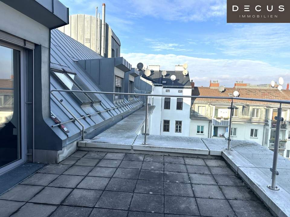 + + + DACHGESCHOSS-BÜRO mit Terrasse + + + unmittelbare U-Bahn-Nähe + + +