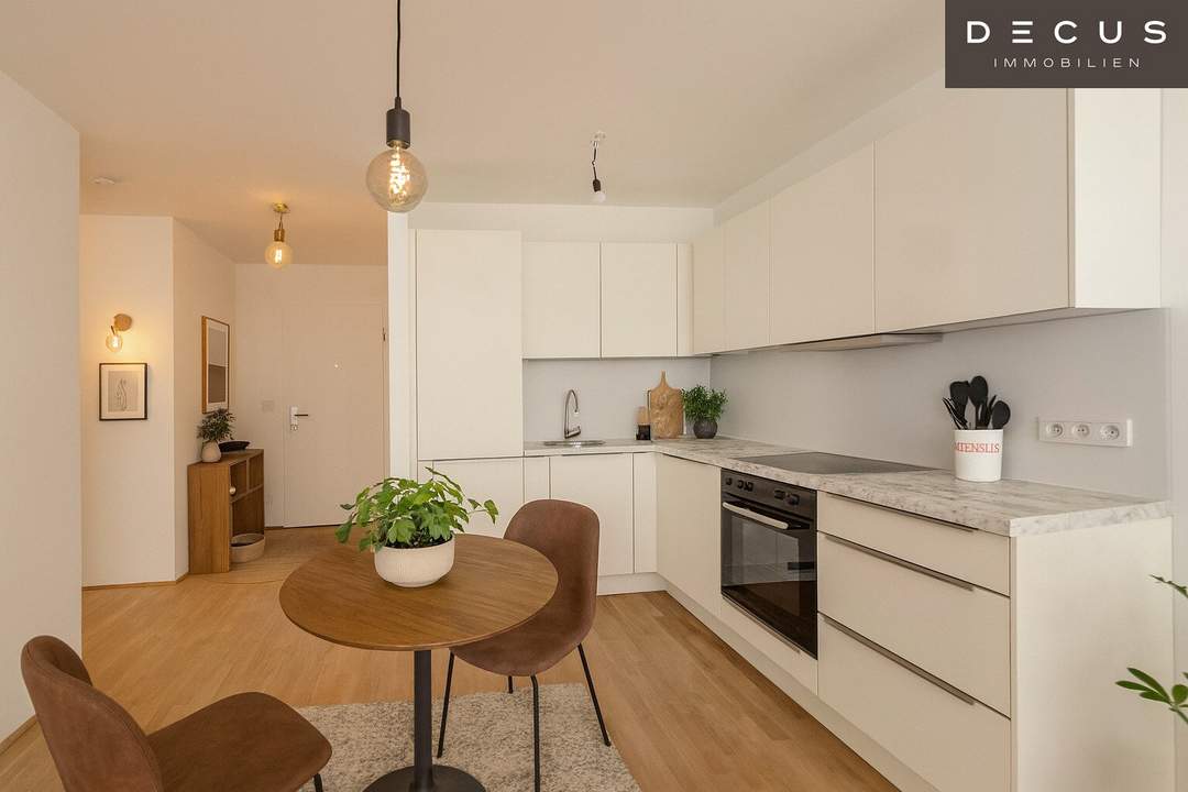 | 3 ZIMMER | KOCHINSEL | BALKON | ST. VEIT GASSE 25 | ERSTBEZUG IN HIETZING | MIETBEGINN PER 01. DEZEMBER 2025