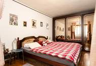 Charmantes, renovierungsbedürftiges Zweifamilienhaus in Engelhartstetten mit großen Grund, Stadel und Nebengebäuden