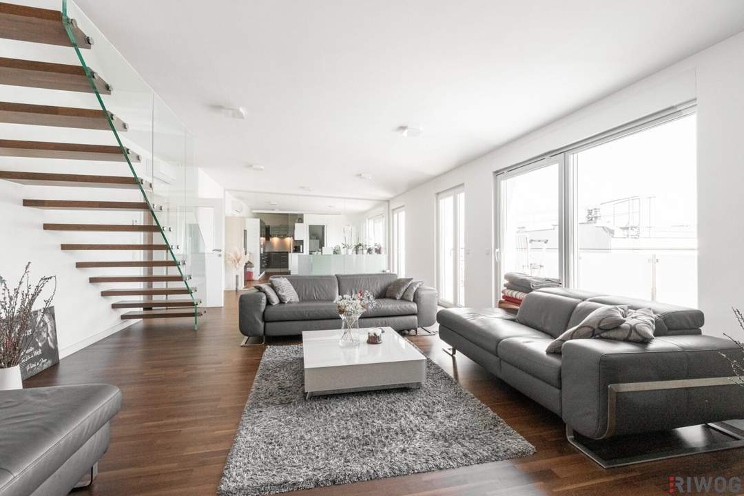 NOTVERKAUF II PENTHOUSE OTTAKRING II LOFTARTIGE 70m² WOHNKÜCHE II 103m² DACHTERRASSE MIT WHIRLPOOL II 28m² BALKON auf WOHNEBENE II 3 KFZ GARAGENPLÄTZE II