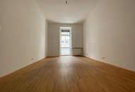 Geräumige 4,5-Zimmer-Wohnung mit Balkon - WG-tauglich - verfügbar ab September 2026