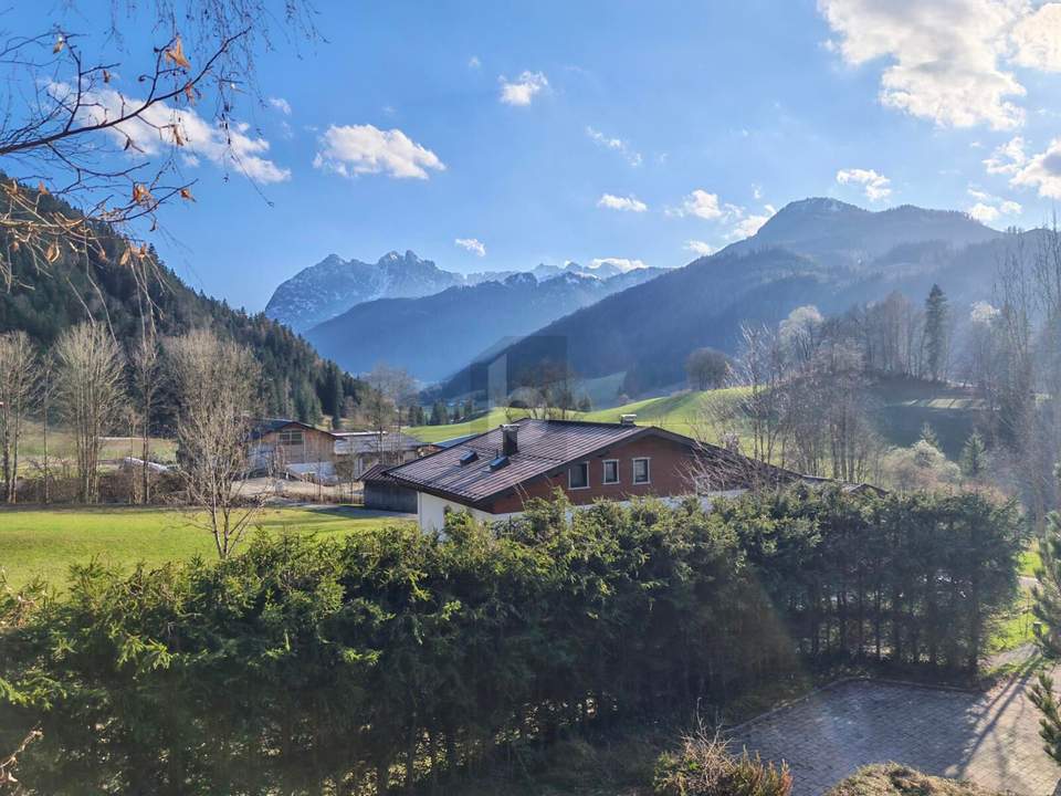 ZWEITWOHNSITZ LEGAL MÖGLICH!!! SONNIGE LAGE MIT EINZIGARTIGEM PANORAMABLICK AUF DEN WILDEN KAISER