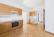 Haus mit 3 Einheiten inkl. Innenhof mit Parkplätzen