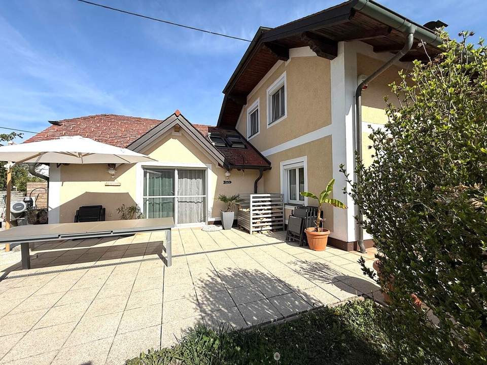 LANDHAUS MIT PLATZ FÜR DIE GANZE FAMILIE