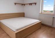 Wohnhaus mit Panoramablick und großem Garten