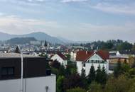 Schlagenstraße: Zentrumsnahe, exklusive 2-Zimmer-Wohnung mit großer Terrasse und schönem Fernblick