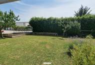 Modernes Einfamilienhaus mit Pool und Garage in Spratzern