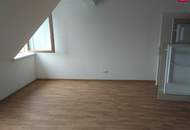 Provisionsfreie 46 m2 Dachgeschoss Wohnung Eigennutzung oder Anlage