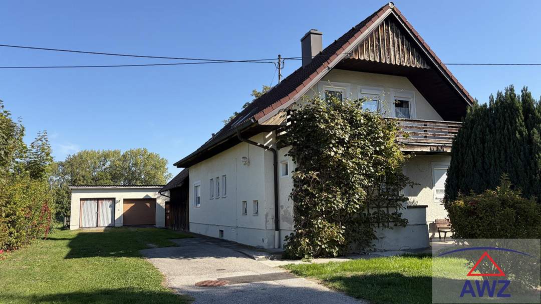 Älteres Wohnhaus mit sehr großem Garten!