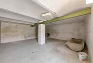 IMPOSANTER LANDSITZ FÜR HOHE ANSPRÜCHE! GROßZÜGIGE WOHN-UND NUTZFLÄCHEN SOWIE ÜBER 5000 m2 LAND