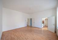 ++KLNB121++ Renovation Opportunity: 2-Room Apartment in Prime Location with Airbnb Potential