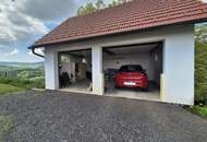 Herrliche Alleinlage: Großzügiges Einfamilienhaus (155m²) mit ehemaligem Wirtschaftsgebäude inmitten der Weinberge mit Blick auf Schloss Kapfenstein!