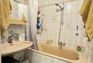 ***Großzügige 4-Zimmer-Wohnung mit Charme und Komfort***