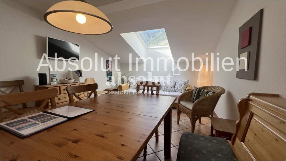 Bestätigter ZWEITWOHNSITZ! DG-Wohnung ca. 67 m² Wfl., 2 SZ - direkt an der Piste zur Schmittenhöhe!!