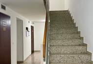 Möblierte 2 Zimmer DG-Wohnung Nähe U4 Ober St. Veit