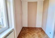 Klassisch. Wienerisch. Wunderschön. Ein Zuhause mit Charakter! Klassische Altbauwohnung in kompletter Hoflage + Flügeltüren + Grünblick!