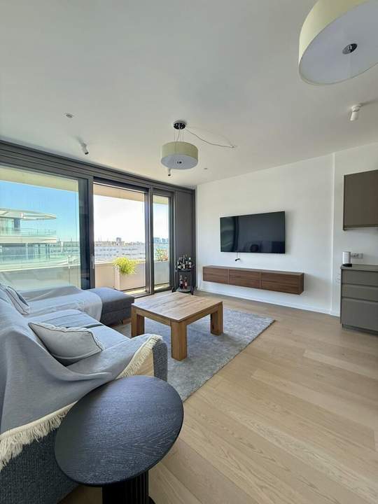 High-End Living in den DANUBE FLATS – 3 Zimmer mit Traumbalkon & Fernblick