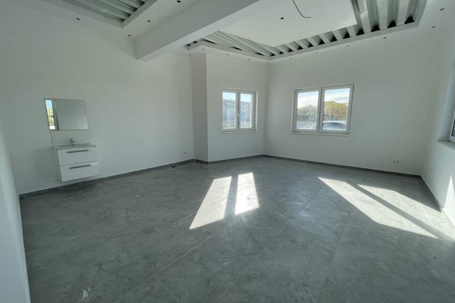 Verkaufsbüro, Friseur, Kosmetik, Nageldesign, Beratungsbüro oder ähnliche Nutzung ca. 36m², Gewerbeobjekt-miete, 477,00,€, 2601 Wiener Neustadt(Land)