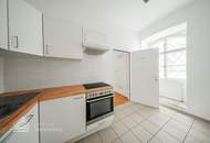 Geräumiges 5-Zimmer Altbau Büro in Toplage