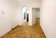 frisch renovierte 3-Zimmer-Wohnung mit grüner Terrasse