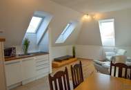 Moderne DG-Wohnung im Zentrum - Blick auf Stift Melk inklusive!