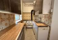 Bauernhaus mit Nebengebäude im Pinkatal