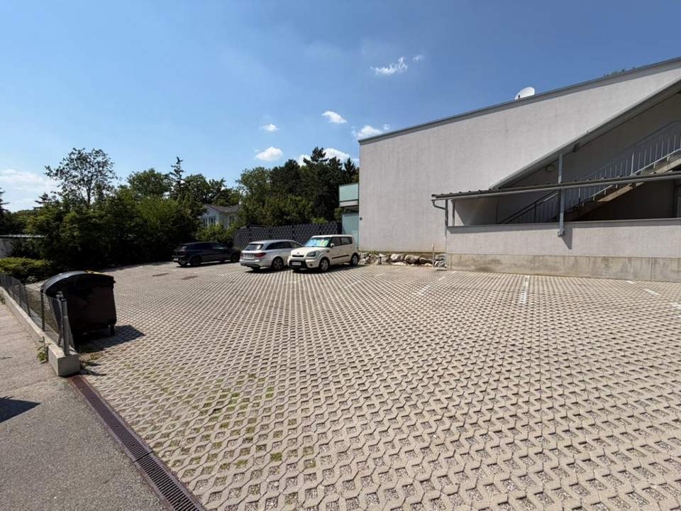 ++ ZWEI PKW-Außenstellplätze in Hinterbrühl ++ Johannesstraße 24