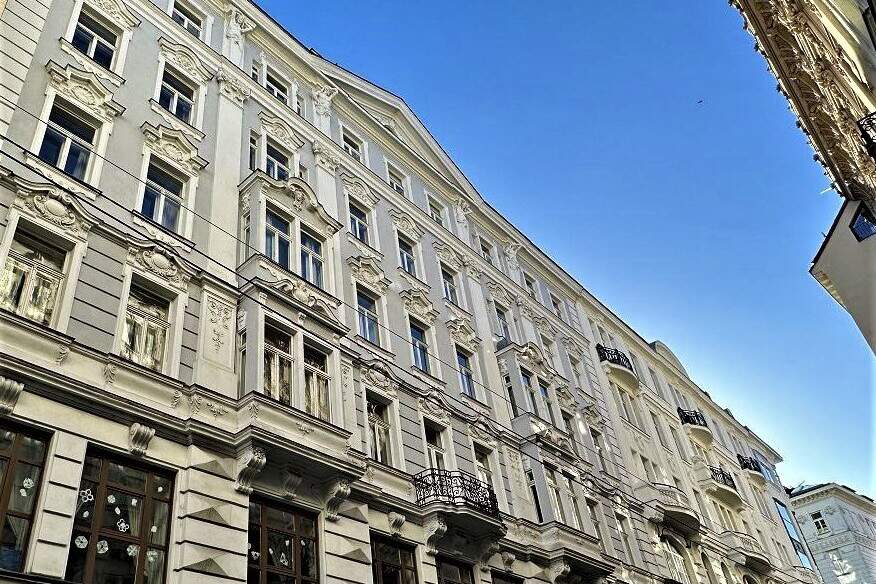 SPIEGELGASSE, GRABEN-NÄHE, 95 m2 Altbau mit Balkon, 2 Zimmer, Komplettküche, Wannenbad, Parketten, 4. Liftstock, Flügeltüren, Wohnung-miete, 2.695,00,€, 1010 Wien 1., Innere Stadt