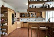 Historischer Charme und zeitlose Eleganz – eine stilvolle Jahrhundertwendevilla für höchste Ansprüche.