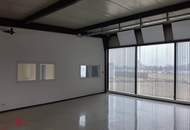 Hochwertig ausgestattete Halle mit Werkstattwidmung/Lagerflächen/Auslagen/ großzügige Freiflächen-alle Nebenräume!!