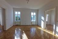 Schöne 4,5 Zimmer Altbau-Villenetage mit Gartennutzung und kleinem KFZ-Stellplatz
