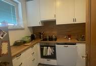 Attraktive 2-Raum-Wohnung in zentrumsnaher Lage mit ausgezeichneter Infrastruktur und schöner Loggia!