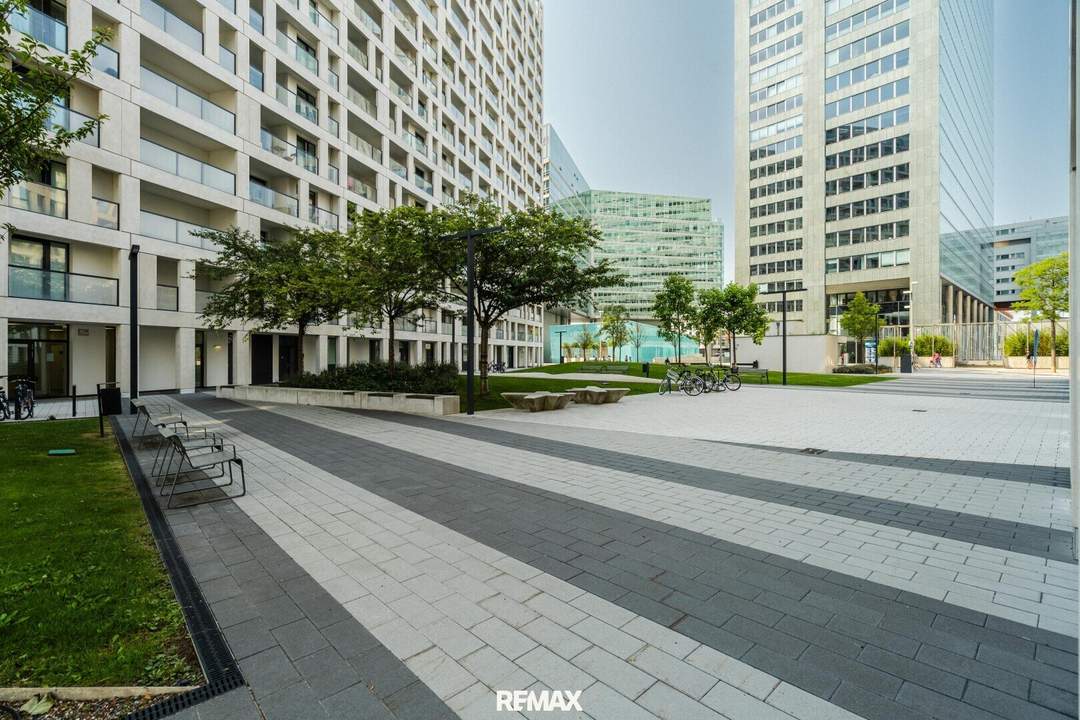 "VERMIETET - Moderne 2-Zimmer-Wohnung mit Loggia in Toplage Donau City – Direkt an U1 & Donaupark, inkl. Heizung & Warmwasser"
