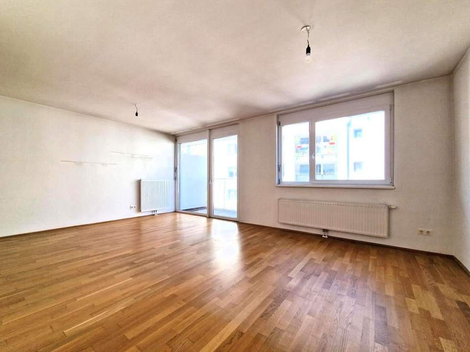 Neubauwohnung mit Balkon // Nähe Neubaugasse & U3 // AB OKTOBER!!