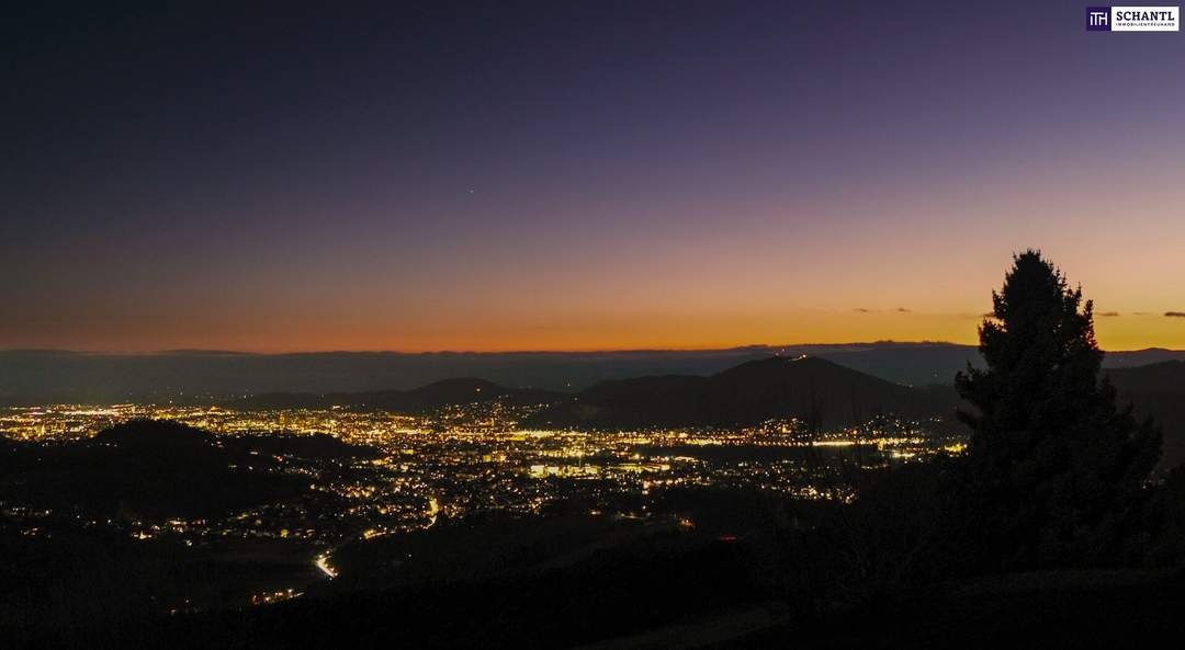 ATEMBERAUBENDER AUSBLICK! IHRE GÄSTE WERDEN NACH DIESEM AUSBLICK NICHT MEHR GEHEN WOLLEN! Verwirklichen Sie sich Ihren Traum vom Wunsch-Eigenheim auf diesem einmaligen Grundstück! NICHT VERPASSEN!