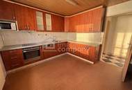 Gepflegtes Einfamilienhaus mit 150 m², Garten & Carport in Groß-Schweinbarth – € 360.000