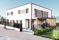 BAUBEGINN ERFOLGT! NUR NOCH 2 HÄUSER VERFÜGBAR. EXKLUSIVES DOPPELHAUSPROJEKT. 5 ZIMMER. ZIEGELHAUS MIT KELLER, BALKON, TERRASSE, CARPORT.