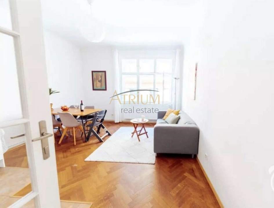 Großzügiges Altbauensemble im 2. Liftstock – Zwei Einheiten mit Zusammenlegungspotenzial und Balkonoption