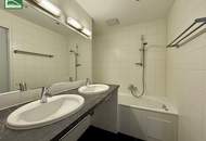 Ab sofort beziehbar: 4-Zimmer-Dachgeschosswohnung mit Freifläche in 1060 Wien