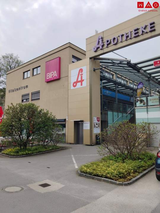 Vielseitig nutzbare 226 m² Geschäfts-/Ordinationsfläche im florierenden Einkaufs-/Vitalzentrum Muldenstraße mieten und von der hohen Kundenfrequenz profitieren! Provisionsfrei!