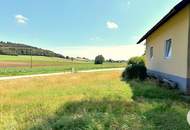 Mietkauf! Renovierungsbedürftiges Haus am Waldrand mit viel Grund für Bastler