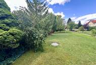 Viel Platz und ein wunderschöner Garten, alles was man benötigt um sich wohl zu fühlen.