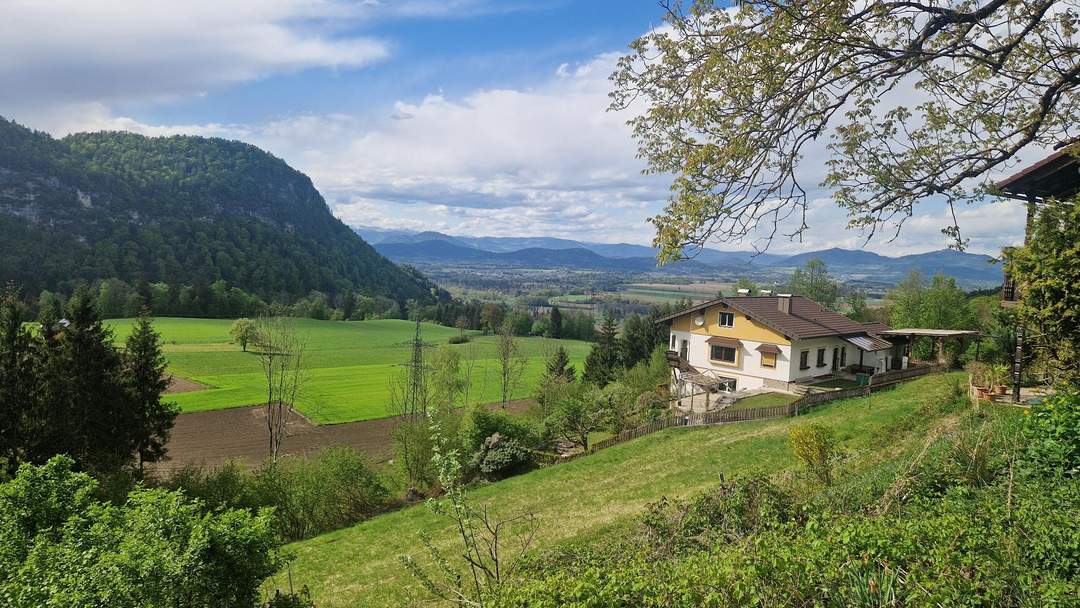 Sonniges Baugrundstück in herrlicher Aussichtlage nahe Klagenfurt ohne Bebauungsverpflichtung