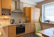 Ruhige 3-Zimmer Eigentumswohnung mit Loggia u. Terrasse