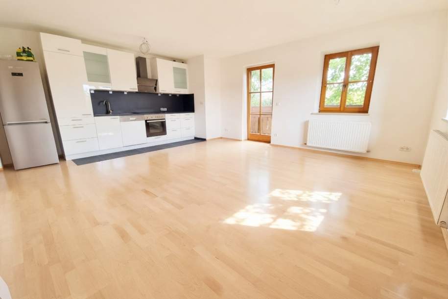 Helle 2-Zimmer-Wohnung mit Südbalkon in Göming, Wohnung-miete, 935,00,€, 5114 Salzburg-Umgebung