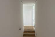 MARINA TOWER - Exklusive 4-Zimmer-Wohnung mit Loggia und sonnigem Balkon